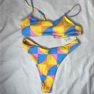 【Brand New】Bikini top & bottom AURELLE